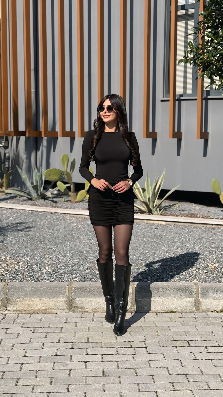 Belinda Siyah Drapeli Mini Elbise