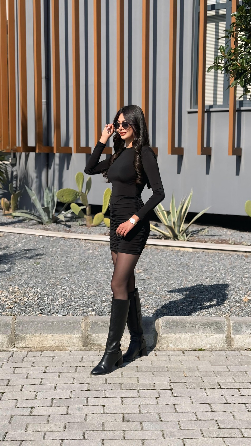 Belinda Siyah Drapeli Mini Elbise