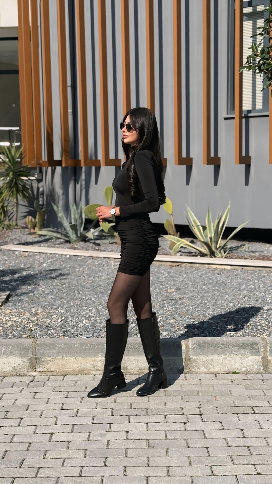 Belinda Siyah Drapeli Mini Elbise