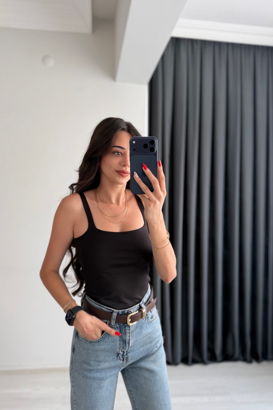 Jova Askılı Zıbın Siyah Bodysuit