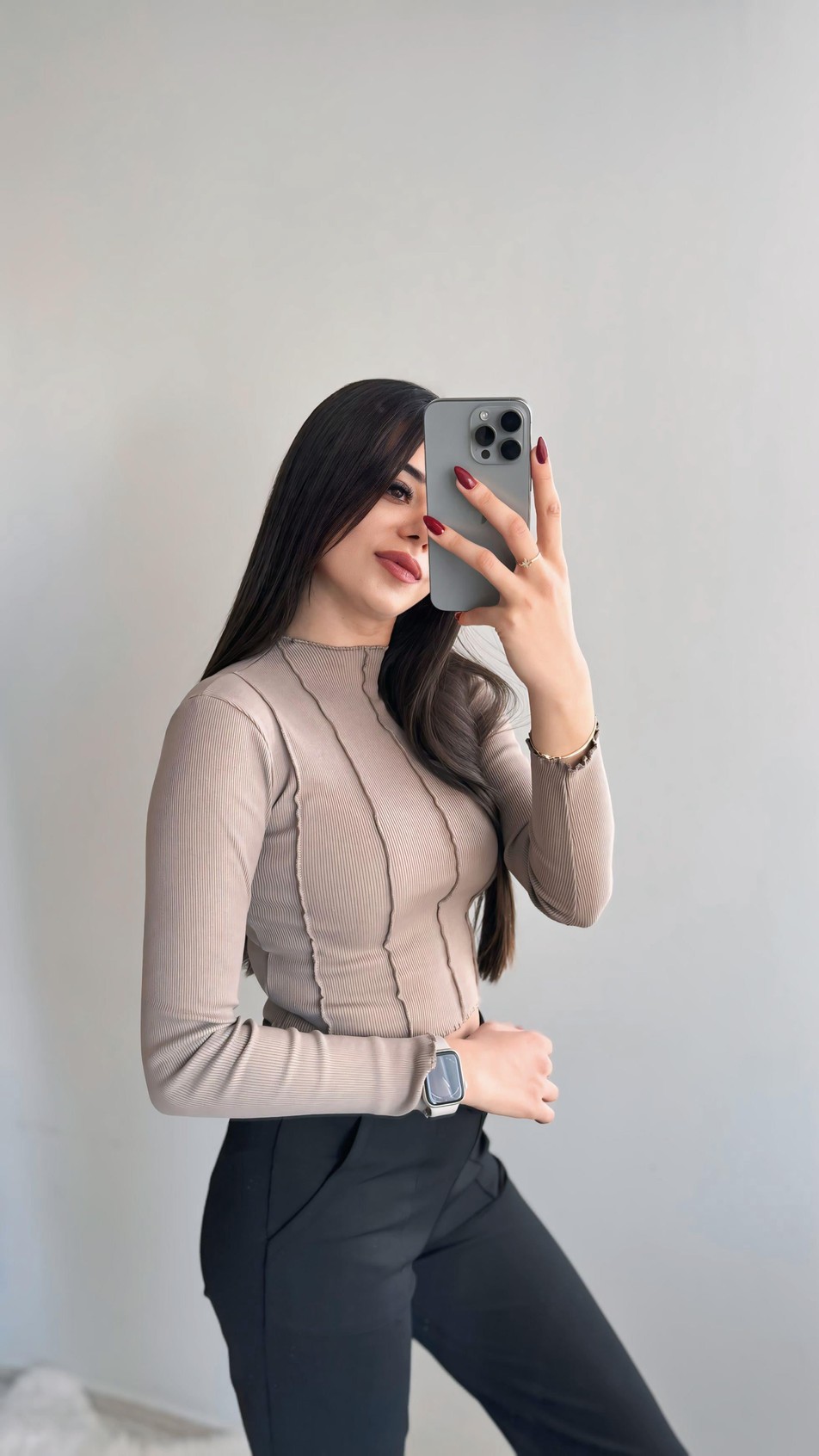 Mago Önü Dikişli Sütlü Kahve Bluz