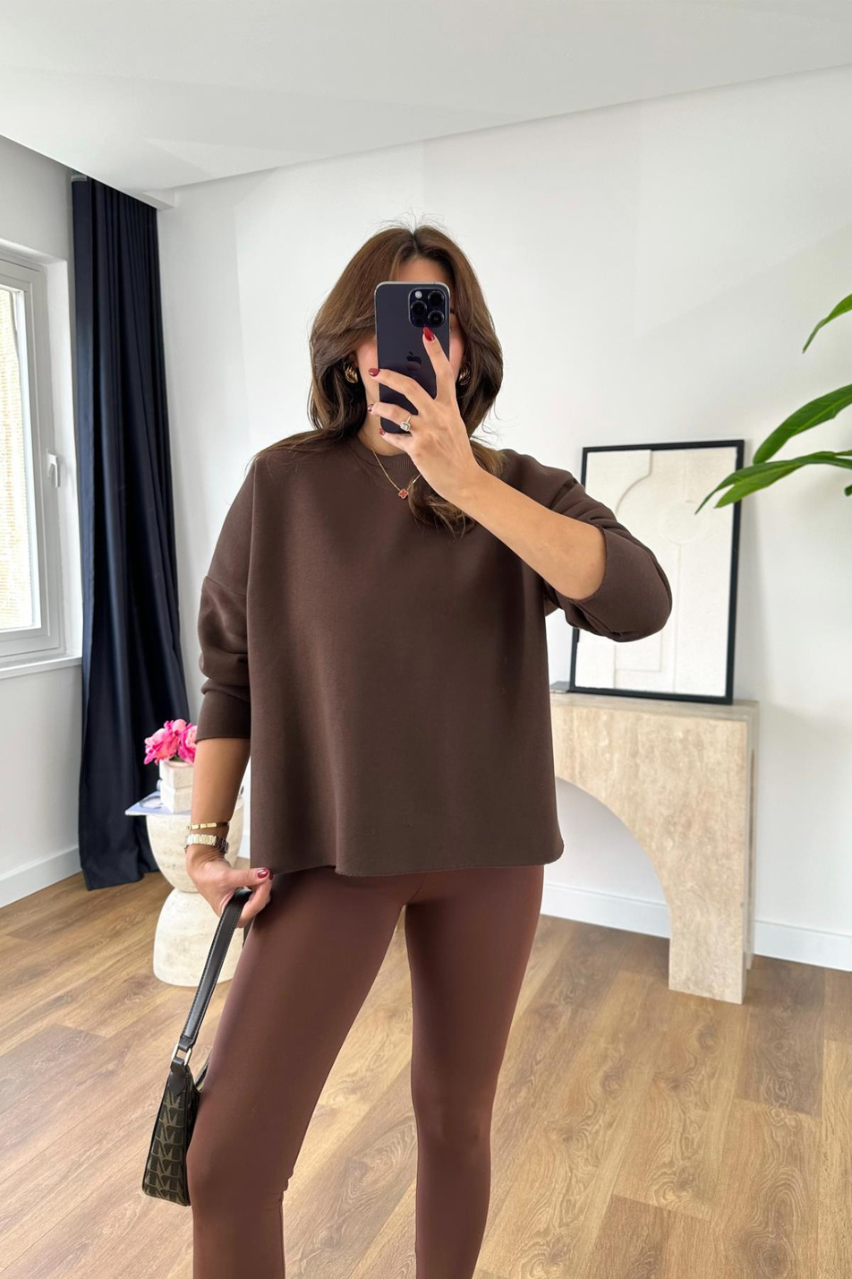 Yusta Kahve Yırtmaç Detaylı Şardonlu Sweatshirt
