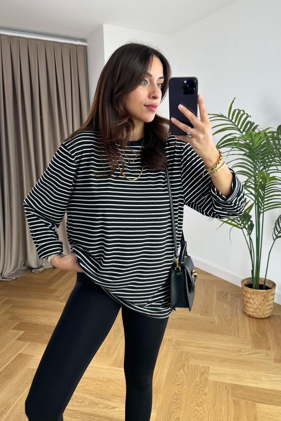 Siyah Beyaz Çizgili Bisiklet Yaka Sweatshirt