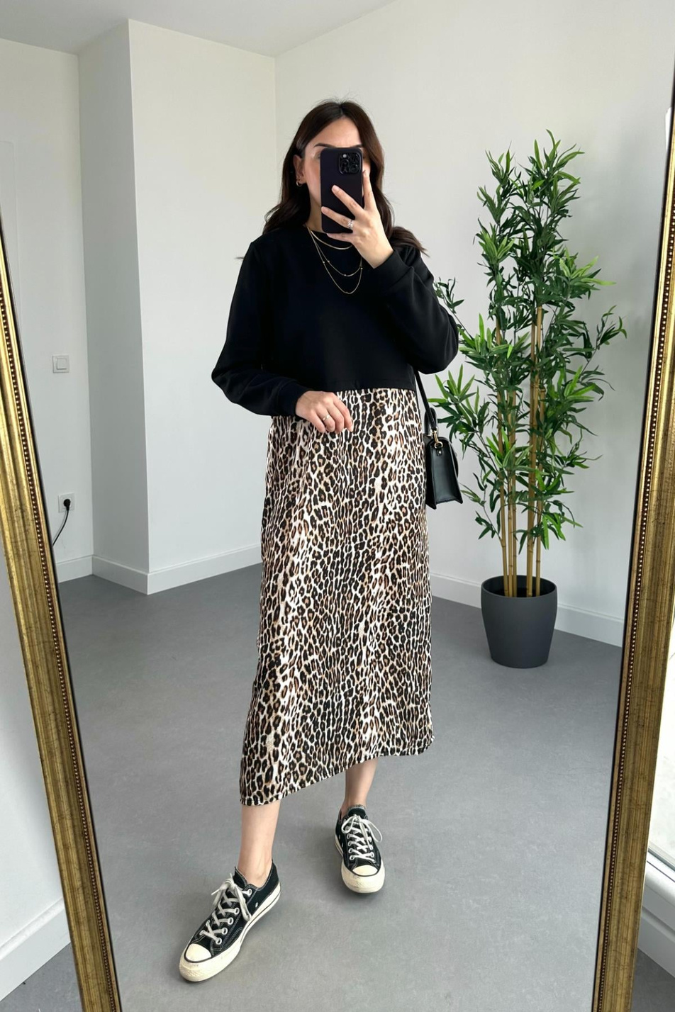 Leopar Desenli Sweatshirt Detaylı Elbise
