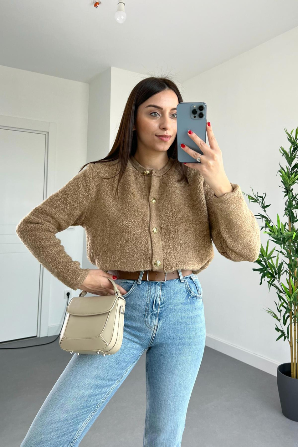 Soft Kahve Düğme Detaylı Bisiklet Yaka Yumoş Hırka