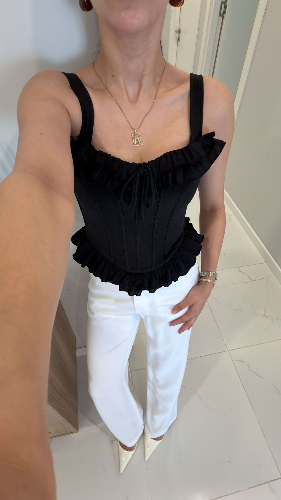 Lave Siyah Volanlı Korse Bluz