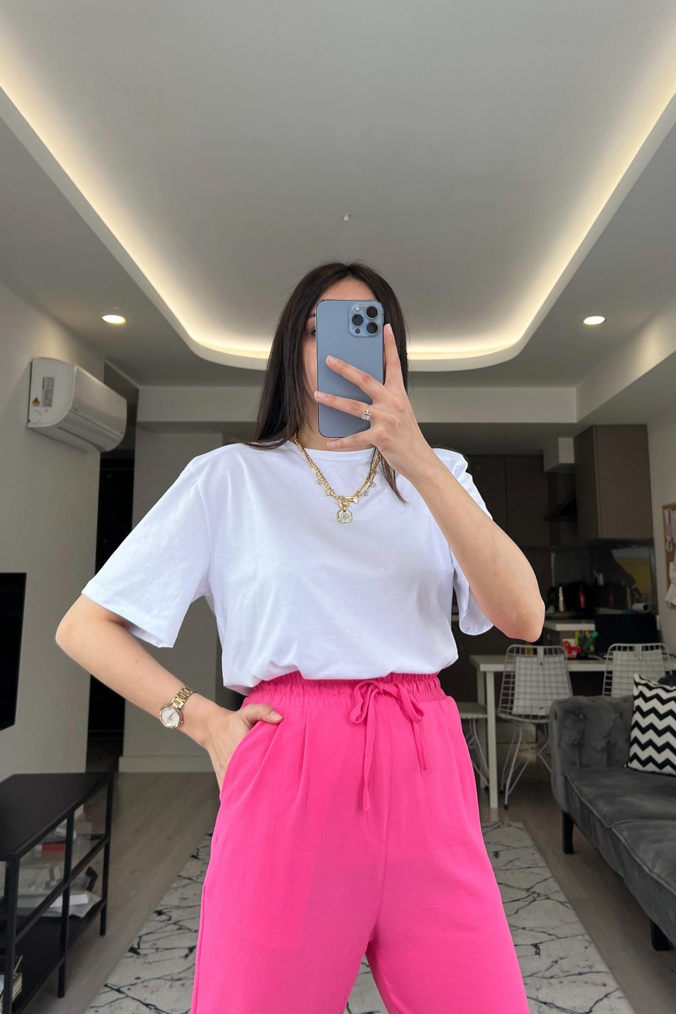 Beyaz Vatkalı Basic Tişört