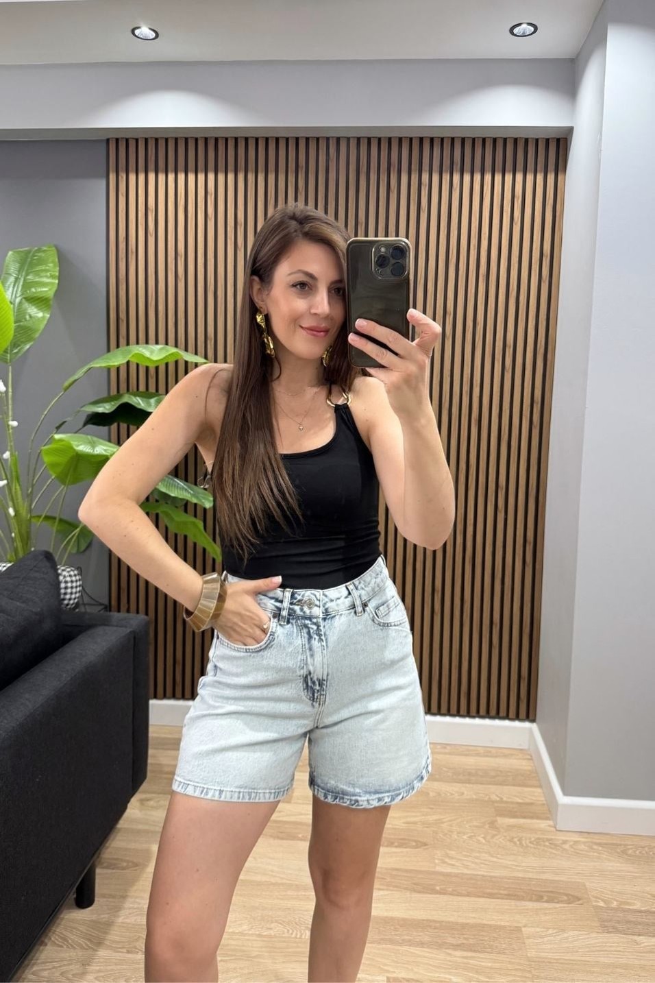 BluzBoyundan Geçmeli Aksesuarlı Bluz Siyah