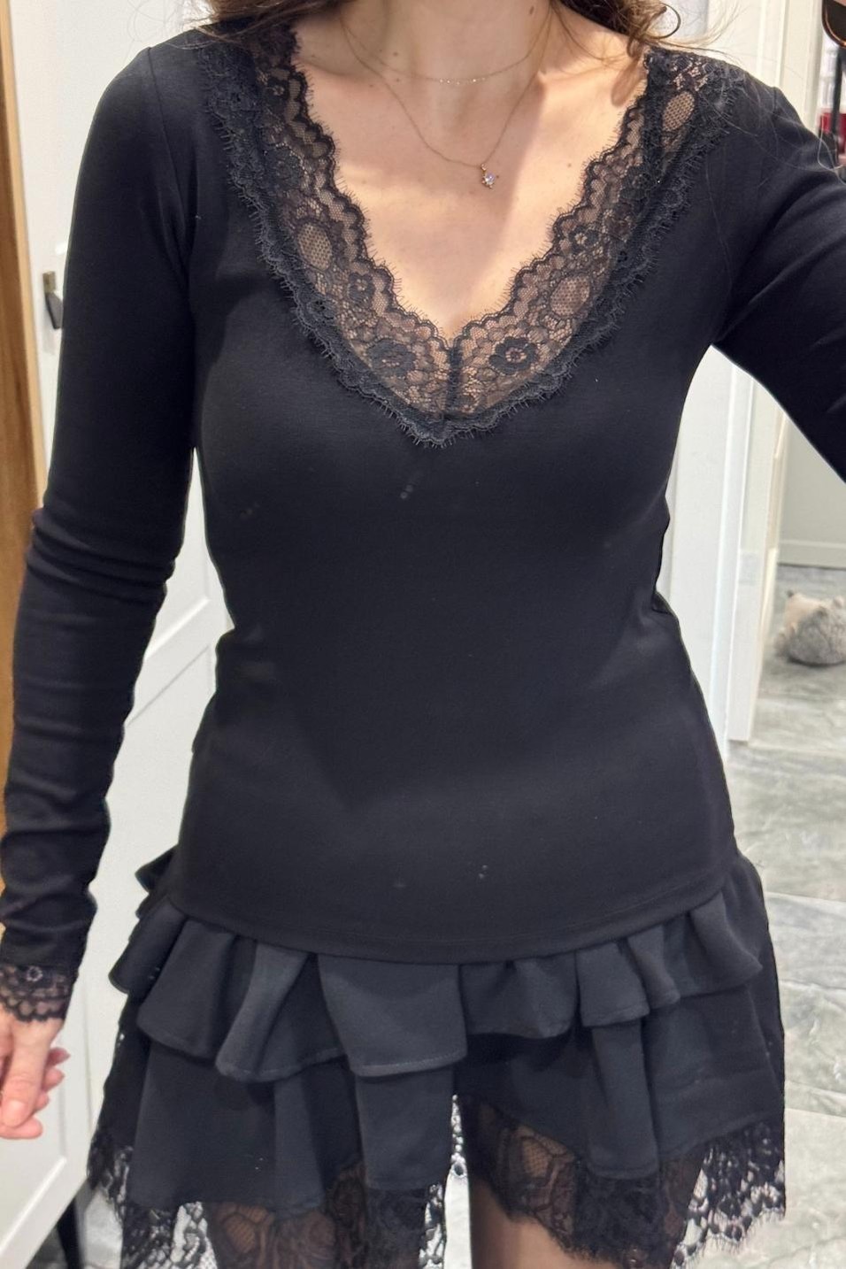 BluzDantel Detaylı Bluz Siyah