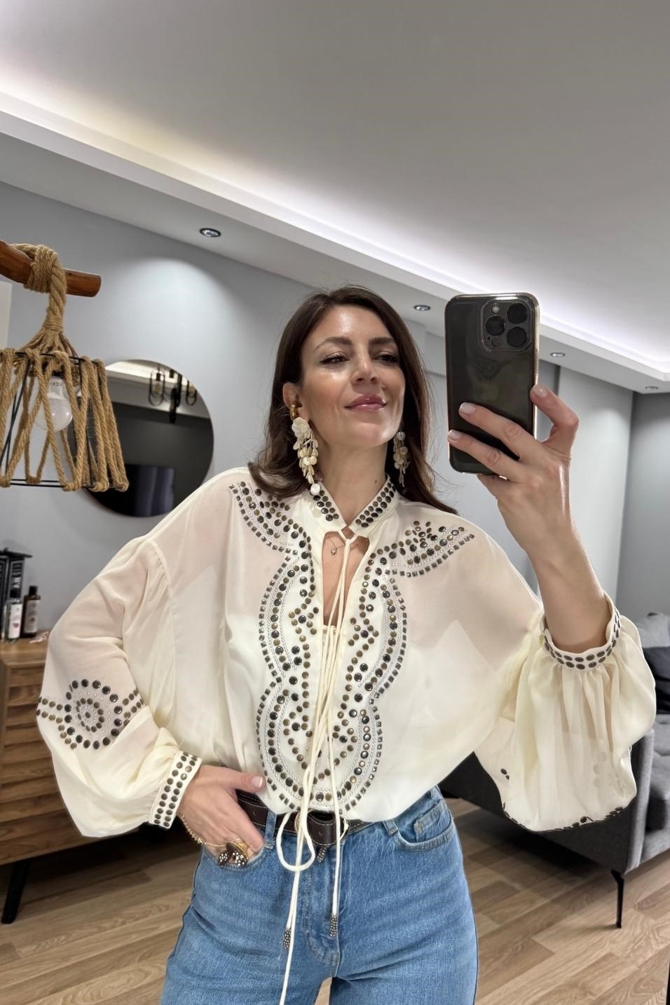 BluzTaş Yapıştırma Tasarım Bluz Ekru