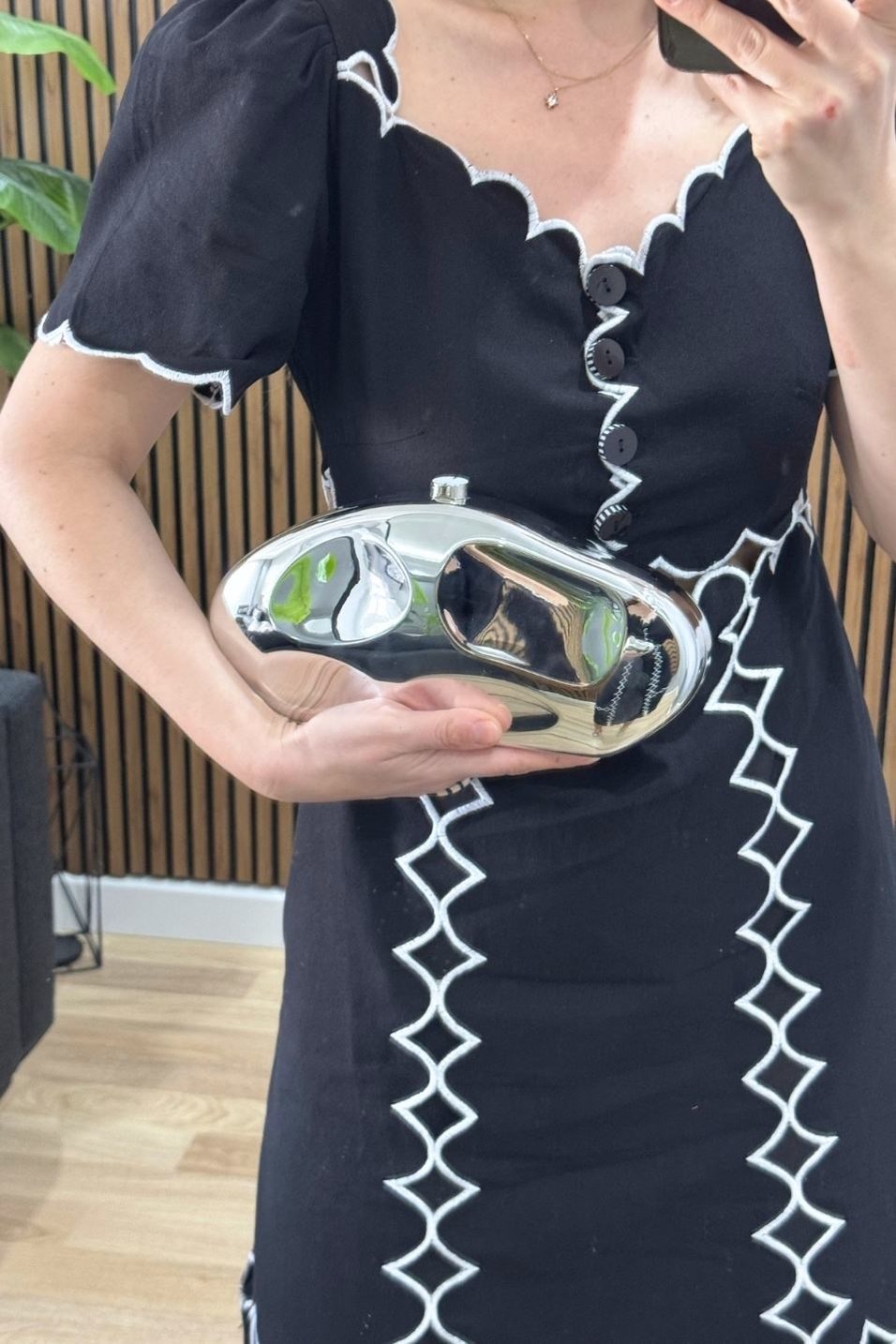 ÇantaDalgalı Clutch Çanta Silver