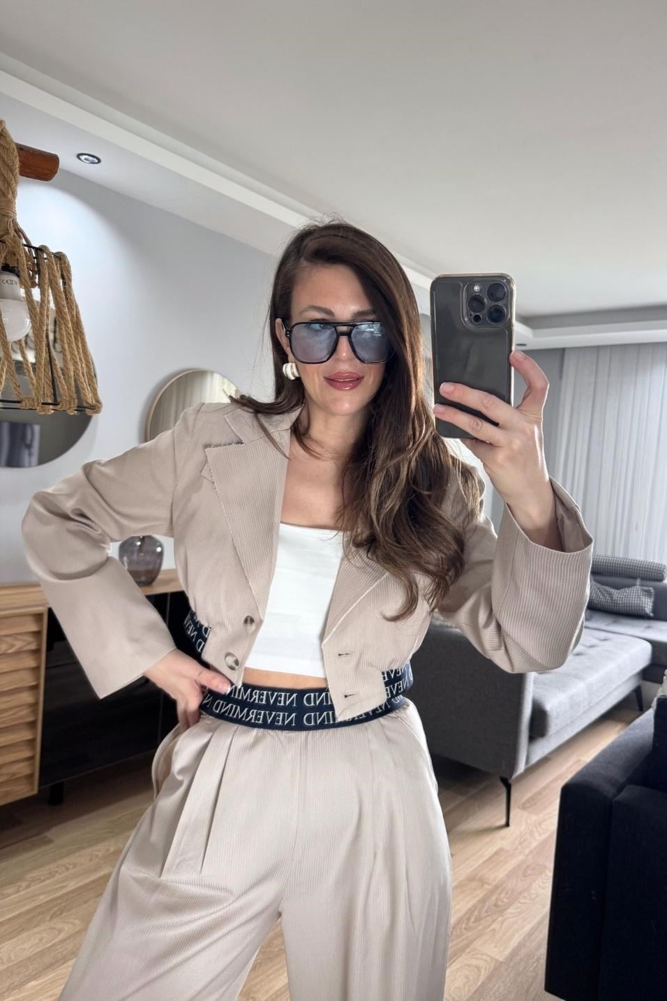 CeketLastik Detaylı Astarlı Crop Ceket Bej