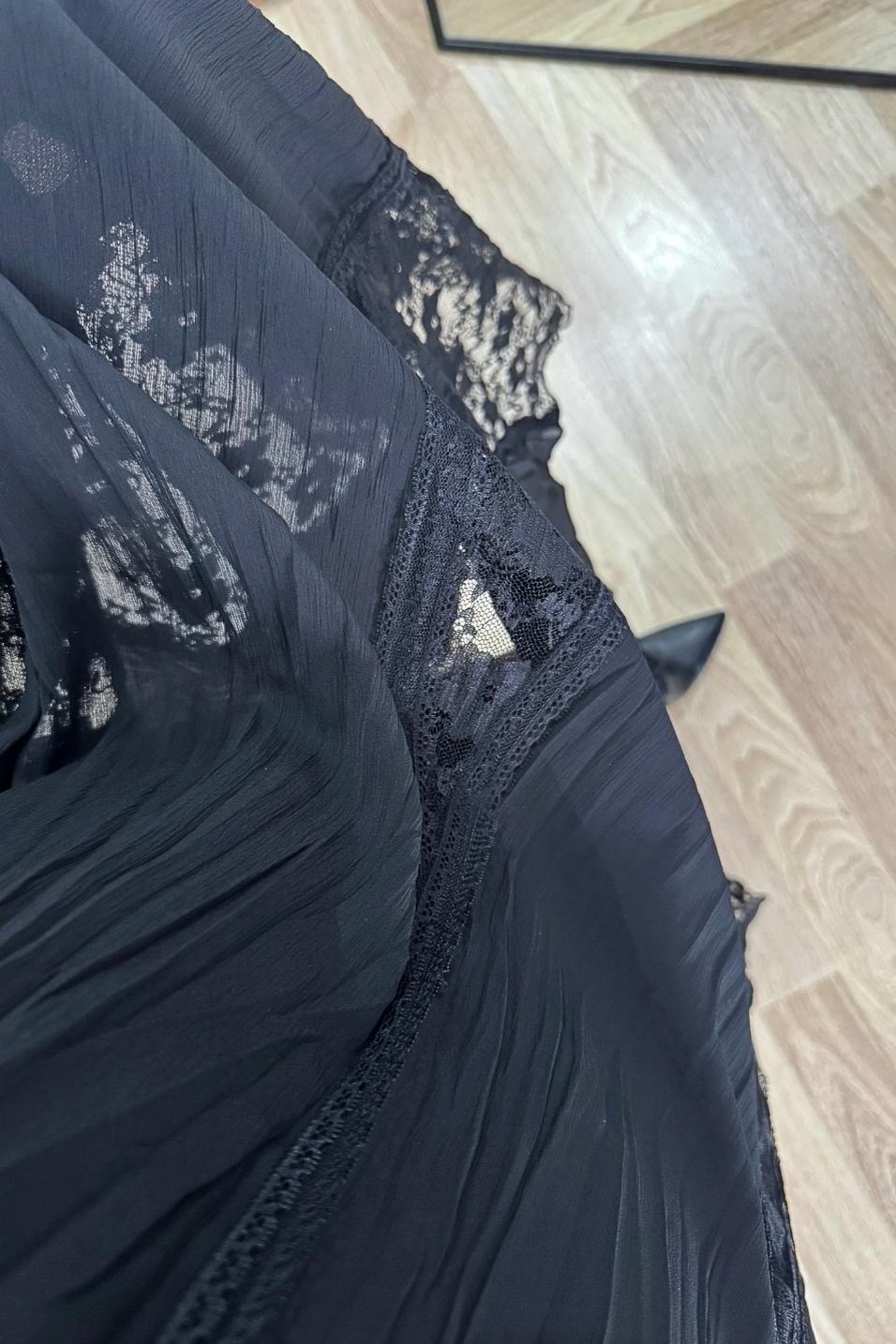 EtekGüpürlü Godeli Premium Etek Siyah