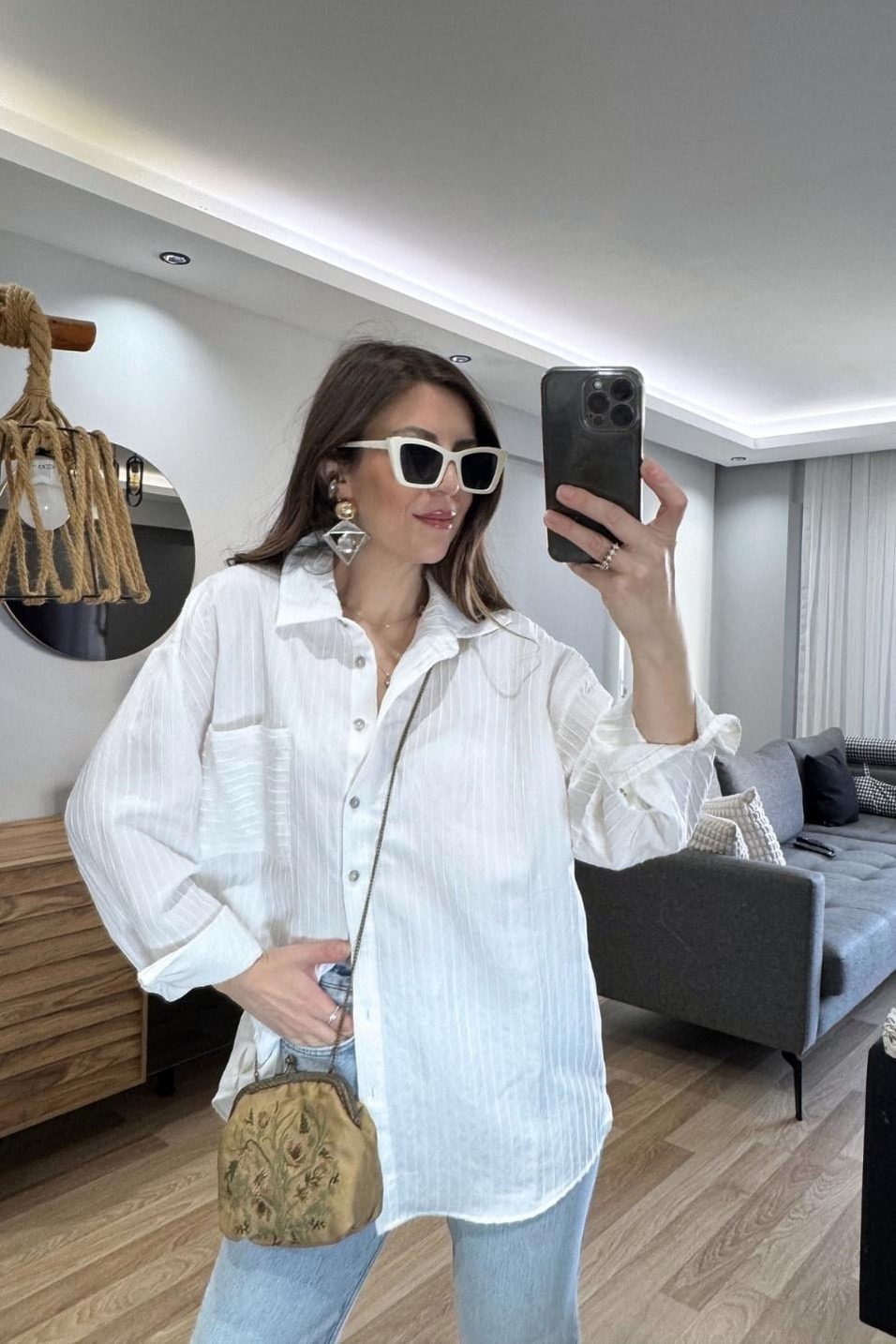 GömlekKabartma Dokulu Çizgili Oversize Gömlek Beyaz