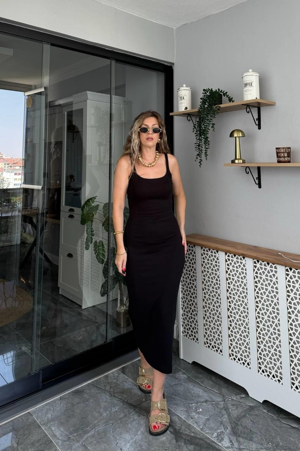 Günlük ElbiseAskılı Kare Yaka Midi Elbise Siyah
