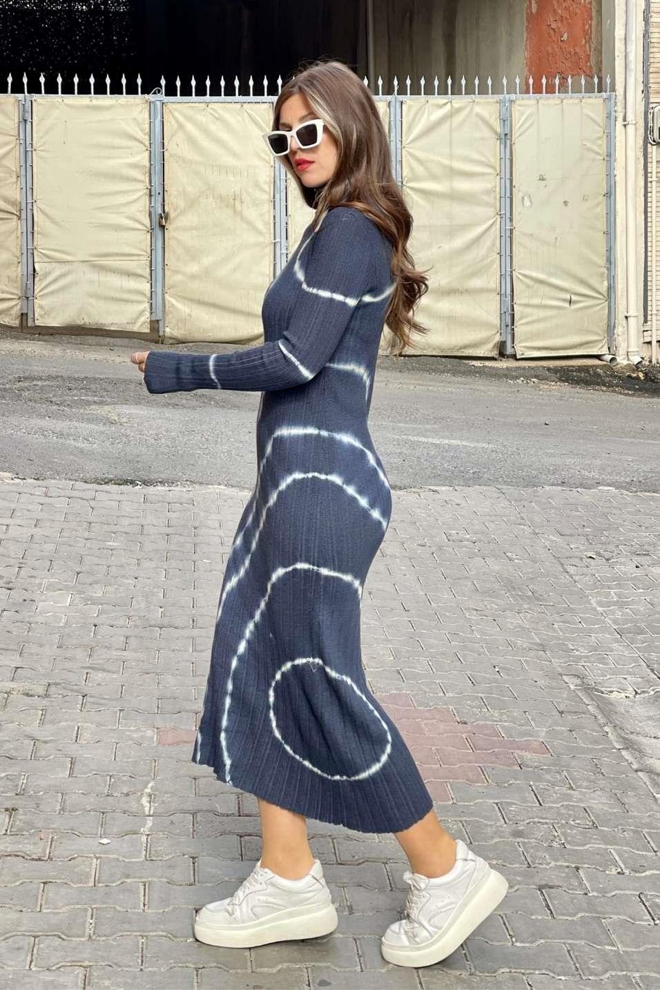 Günlük ElbiseDilvin Balıkçı Yaka Batik Elbise Lacivert