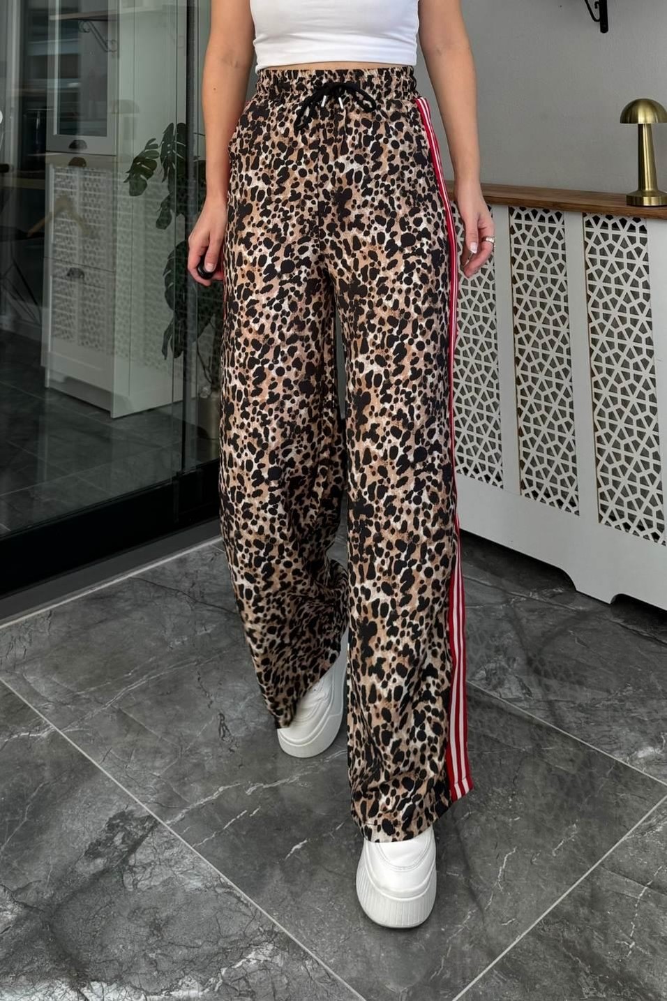 PantolonLeopar Kırmızı Şeritli Pantolon Multi Color