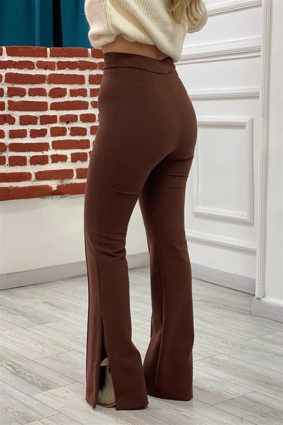 PantolonYırtmaçlı İspanyol Paça Pantolon Kahverengi