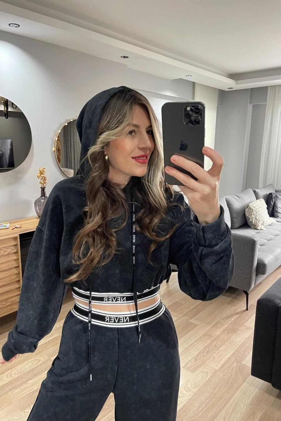 SweatshirtBeli Never Kar Yıkama Kapüşonlu Crop Sweatshirt Antrasit