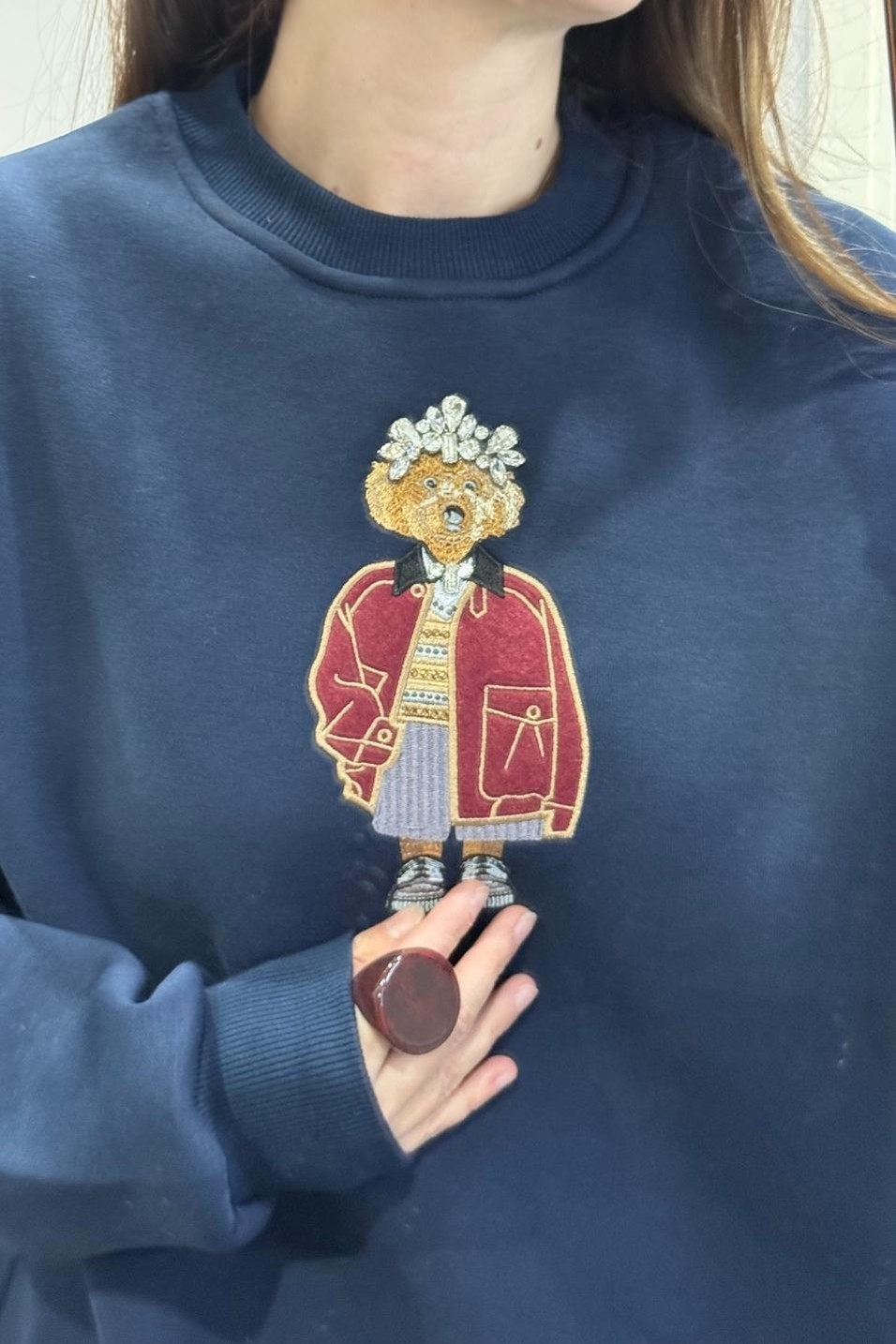 SweatshirtMarka Model Önü Taşlı Figürlü Sweatshirt Lacivert