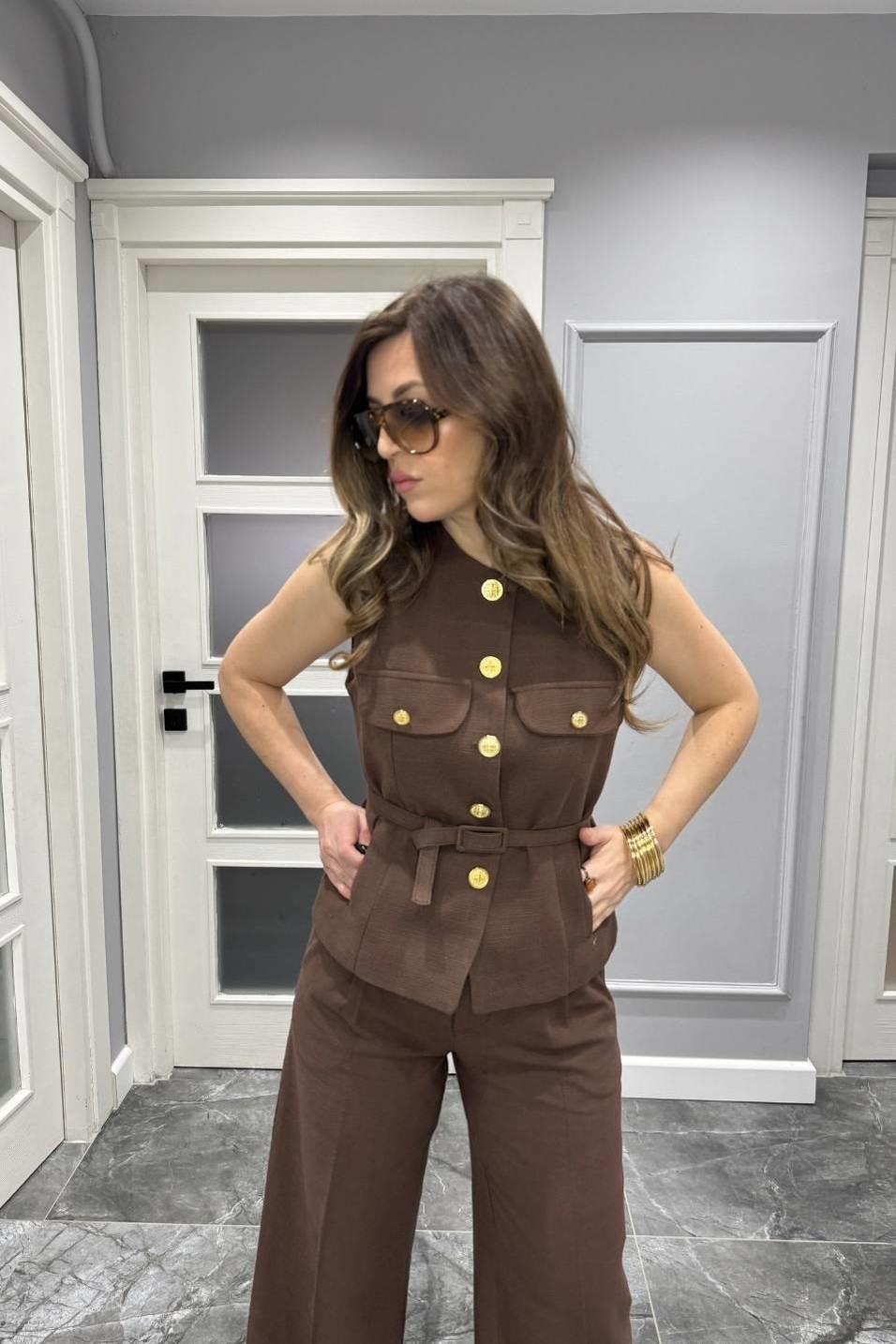 TakımGold Düğmeli Yelek Bol Pantolon İkili Takım Kahverengi