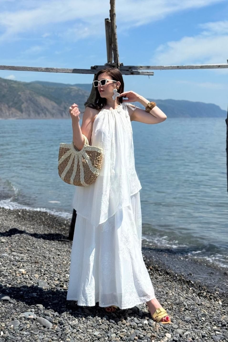 TakımNakış Detaylı Etek Bluz Premium Takım Ekru