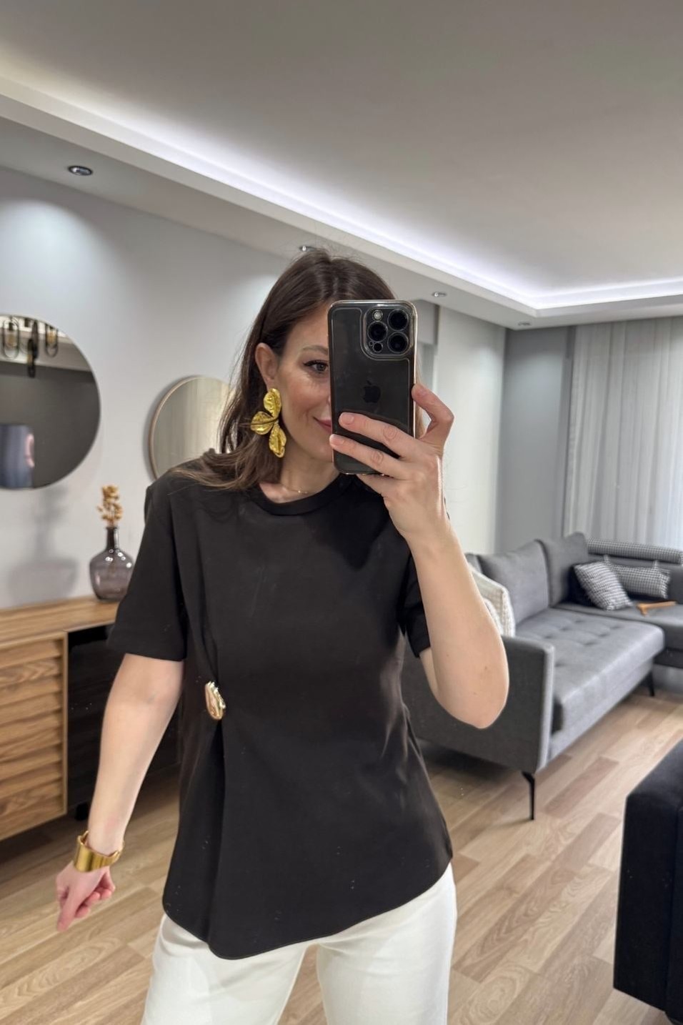 TişörtViena Aksesuarlı Tişört Bluz Koyu Kahve