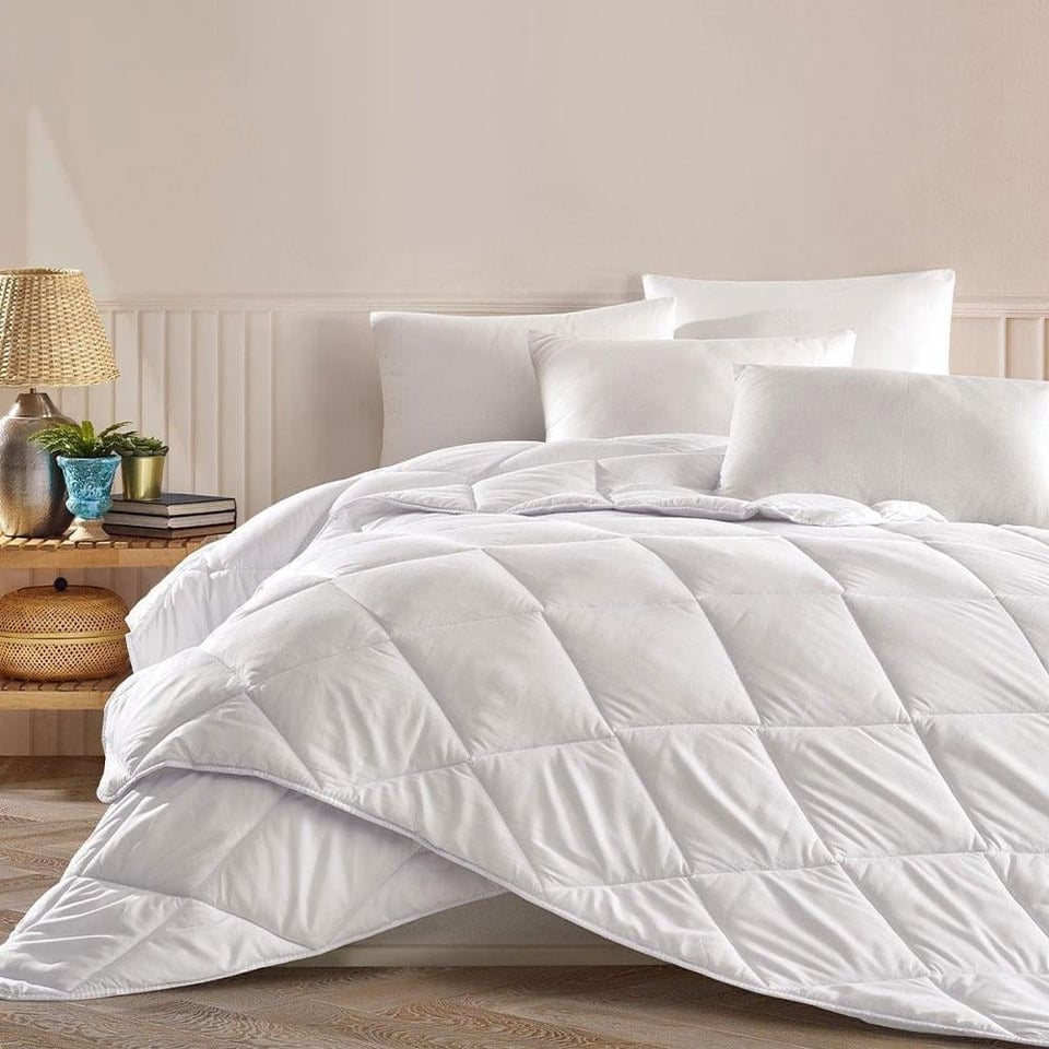 ELART VAKUMLU MICROFİBER YORGAN - 2 YASTIK SET