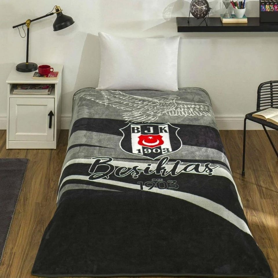 Tek Kişilik Battaniye Taç Taç Lisanslı Beşiktaş Kartal Tek Kişilik Battaniye 160x220 cm Çok Renkli