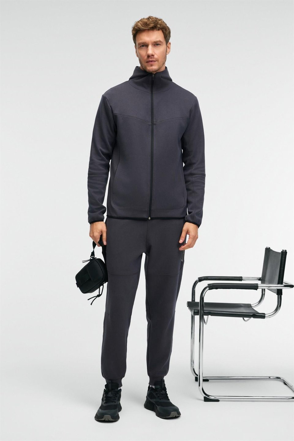 GELIDO Erkek Beli Lastikli Manşetli Paça Kordonlu Karyoka Dikişli Baskılı Antrasit Eşofman Altı