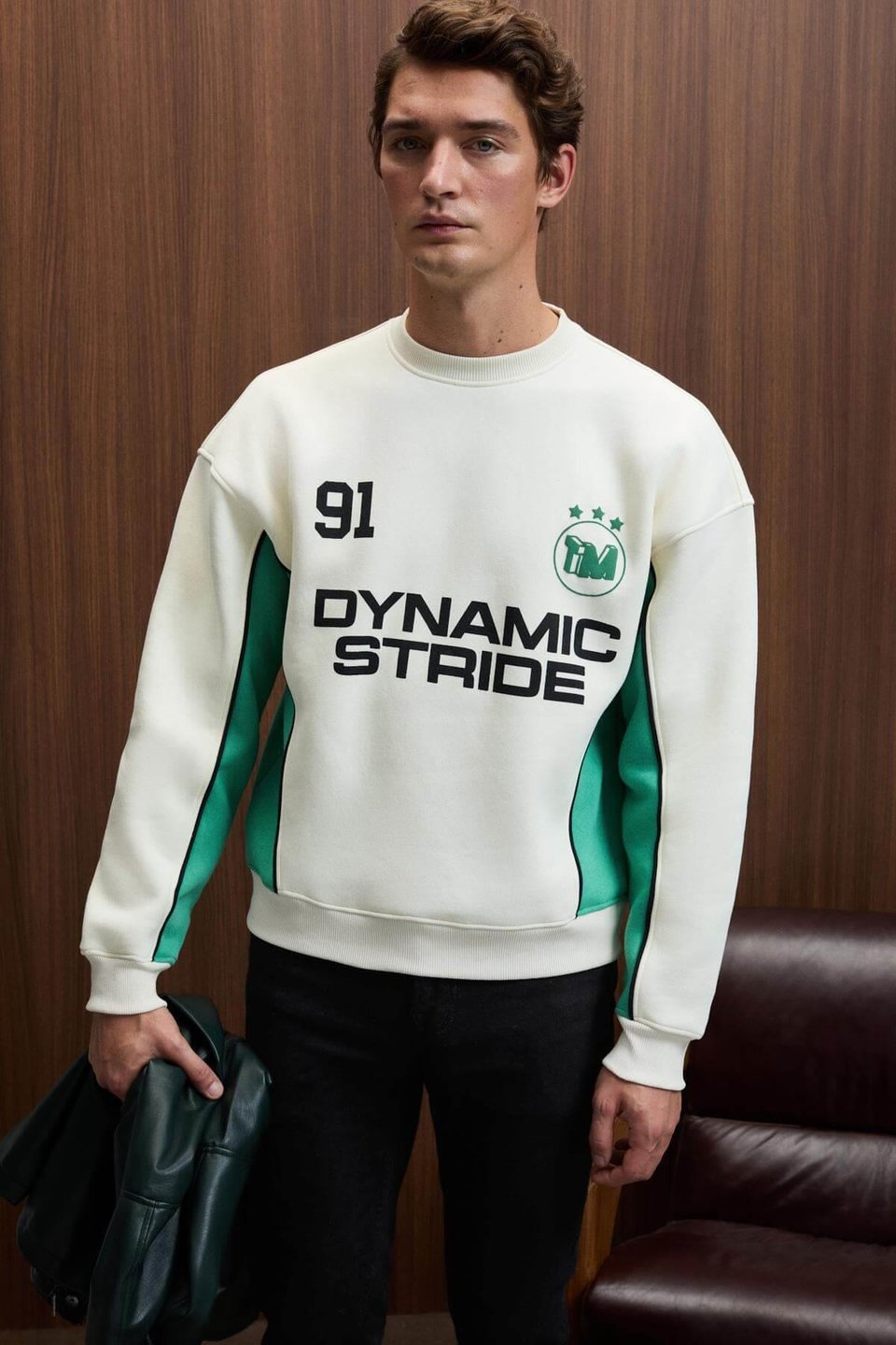 MONTY Erkek Yuvarlak Yaka Baskılı Omuzları Yeşil Renkte Relaxed Fit Ekru Sweatshirt