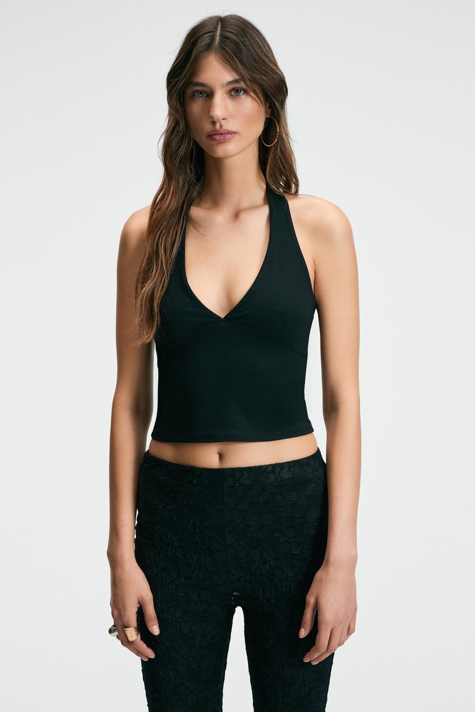 MORIENNE Kadın Halter Yaka Kalın Askılı Sırtı Açık Crop Siyah Bluz