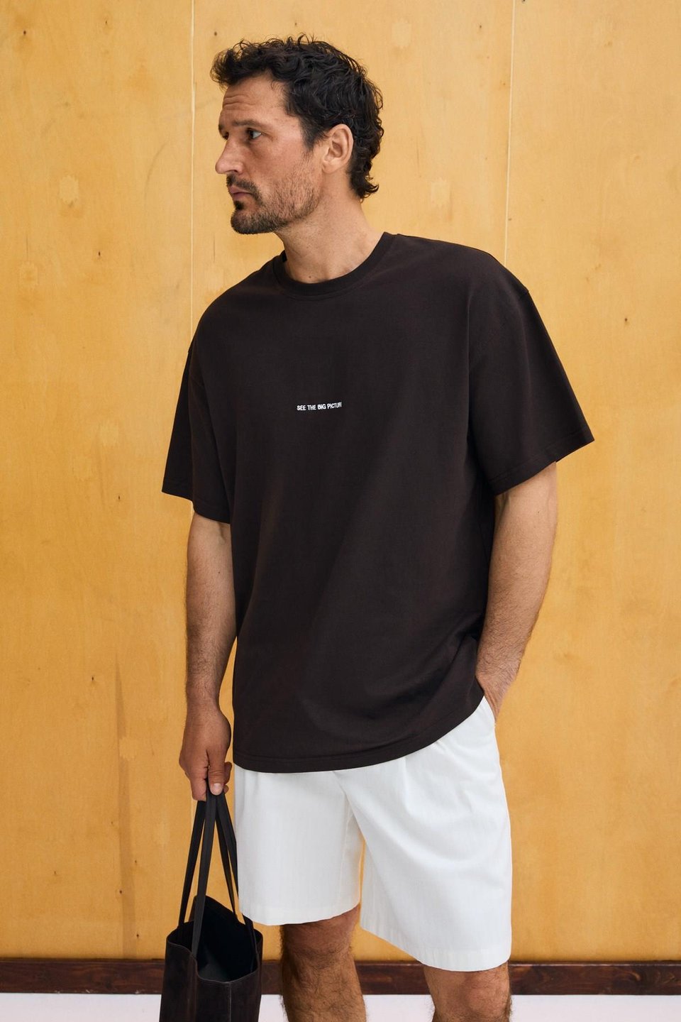 RIVER Erkek Oversize Fit Bol Kesim Nakış İşlemeli Basic Örme Kahverengi T-Shirt