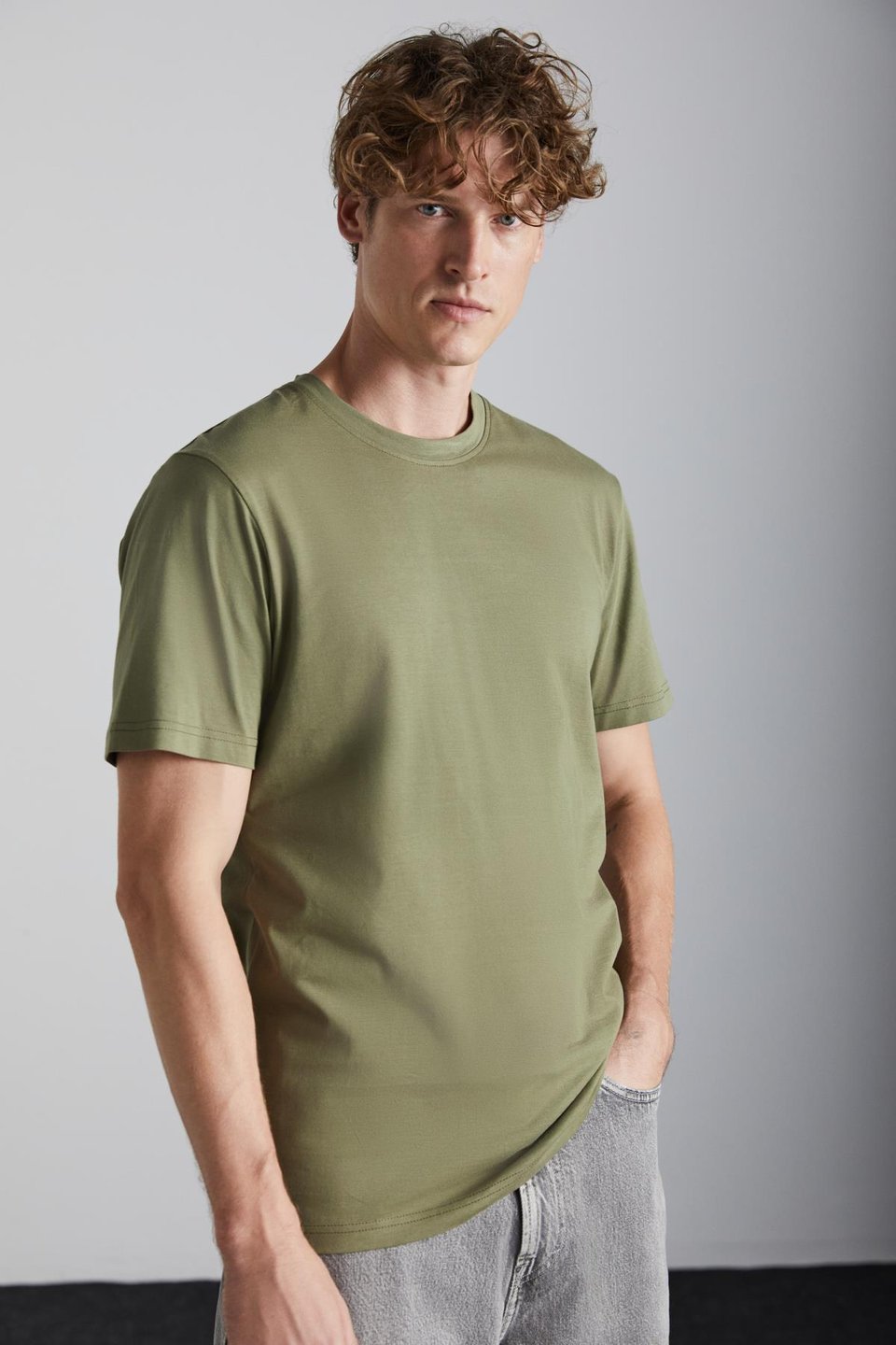 Solo Erkek %100 Organik Pamuklu Kalın Dokulu Comfort Fit Bisiklet Yakalı Haki T-Shirt