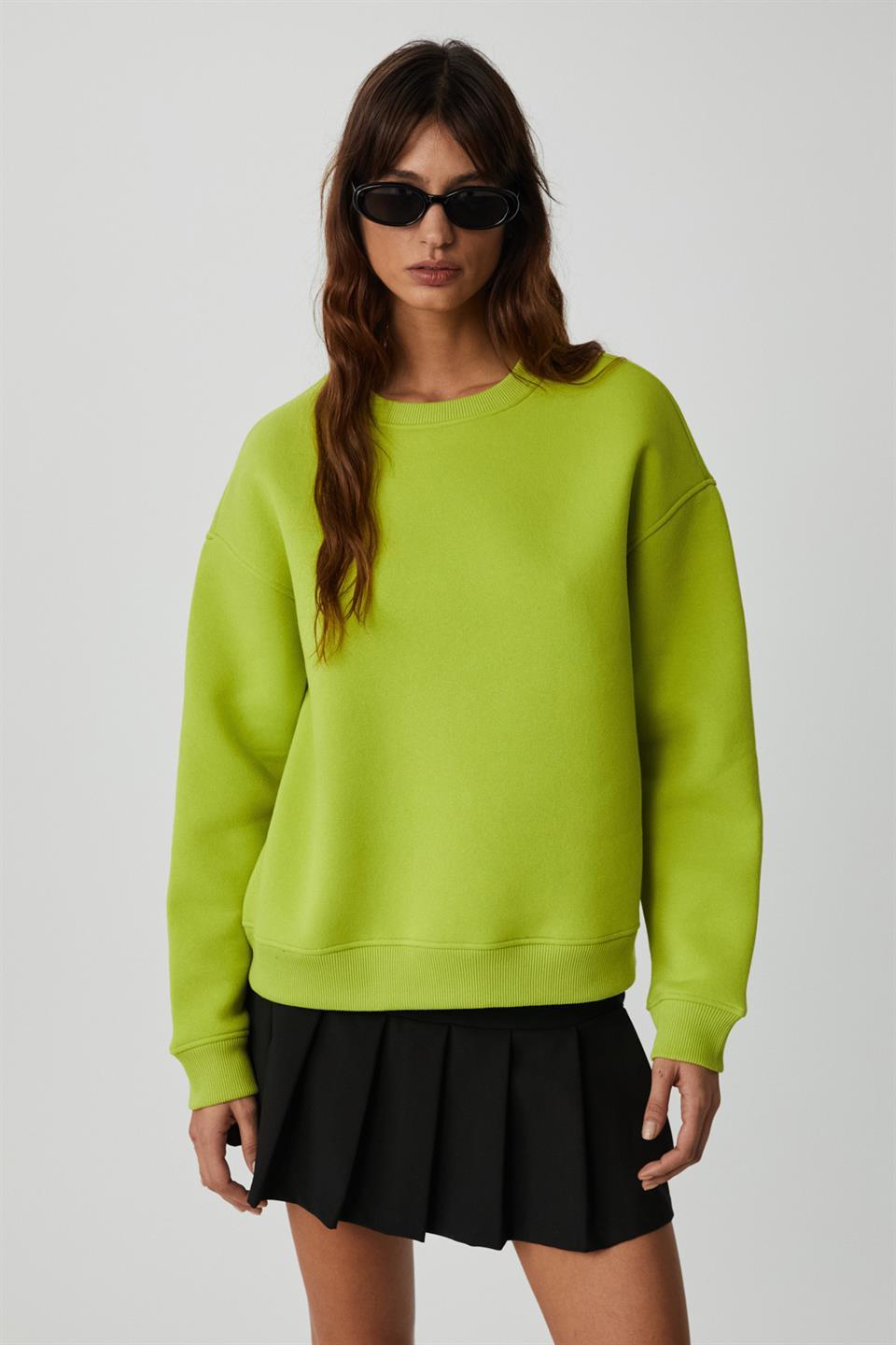 VANELTINA Kadın İçi Polarlı 3 İplik Organik Pamuk Oversize Basic Bisiklet Yaka Fıstık Yeşili Sweatshirt