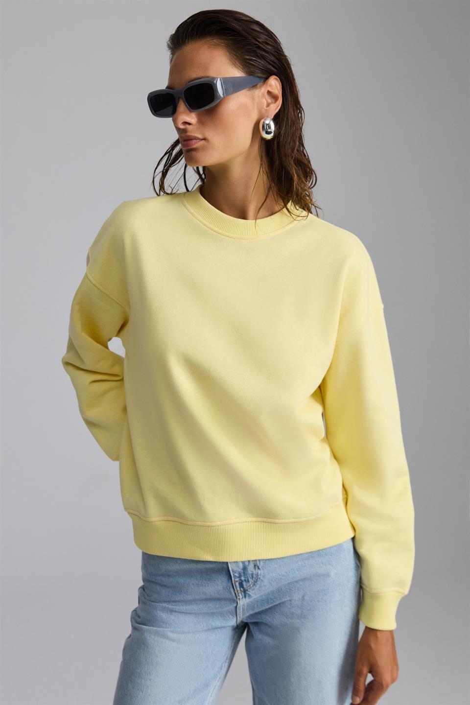 VANELTINA Kadın İçi Polarlı 3 İplik Organik Pamuk Oversize Basic Bisiklet Yaka Sarı Sweatshirt