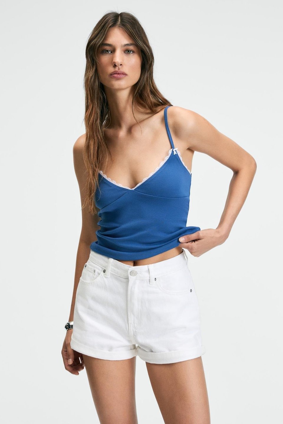 VELISTRA Kadın Üçgen Göğüs Kuplu Dantel Detaylı Ayar Askılı Lacivert Atlet