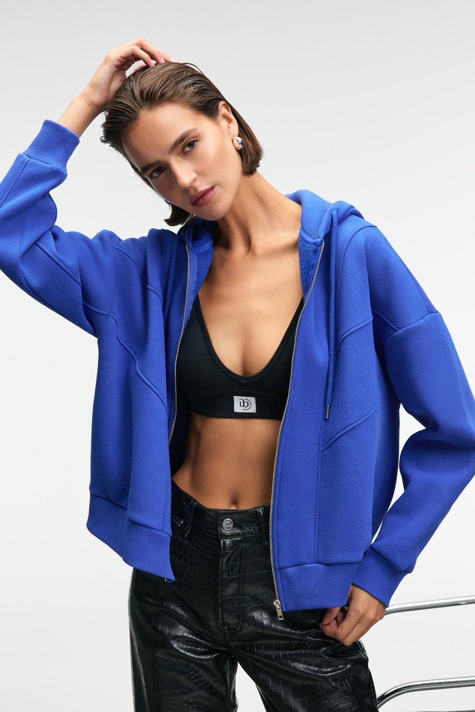 VYSELLE Kadın Önü Kesikli Metal Fermuarlı Kapüşonlu Etiket Detaylı Oversize Mavi Sweatshirt