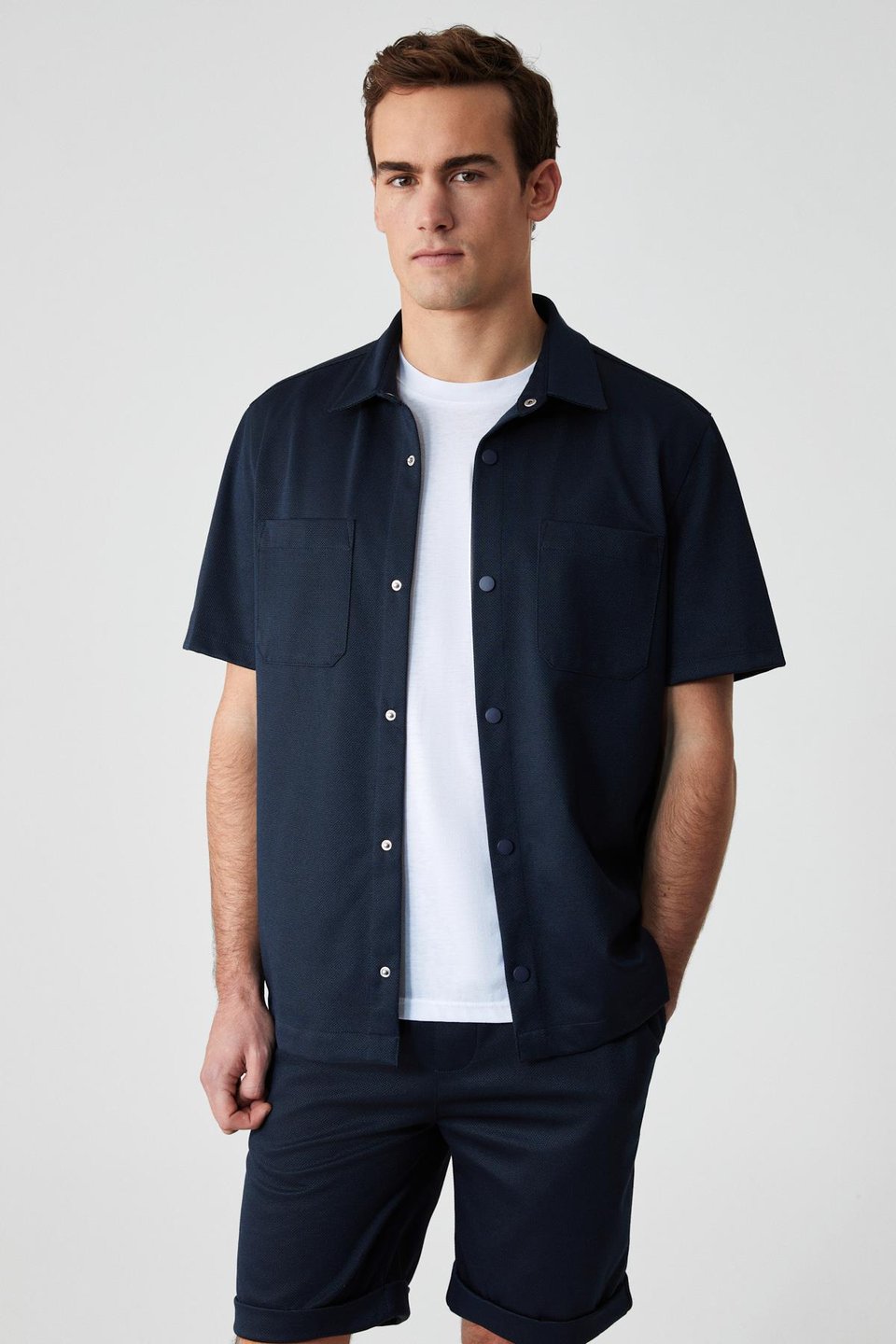 MELOS Erkek Kısa Kollu Cepli Çıtçıtlı Relaxed Fit Lacivert Gömlek