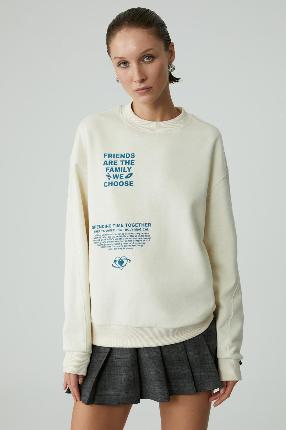 MODELITA Kadın Regular Baskılı Yuvarlak Yaka Ekru Sweatshirt Ekru Sweatshirt