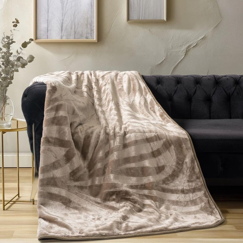 Bekleyen Urun Katalogu Cotton box Cotton Box Embos battaniye Cappucıno Çk