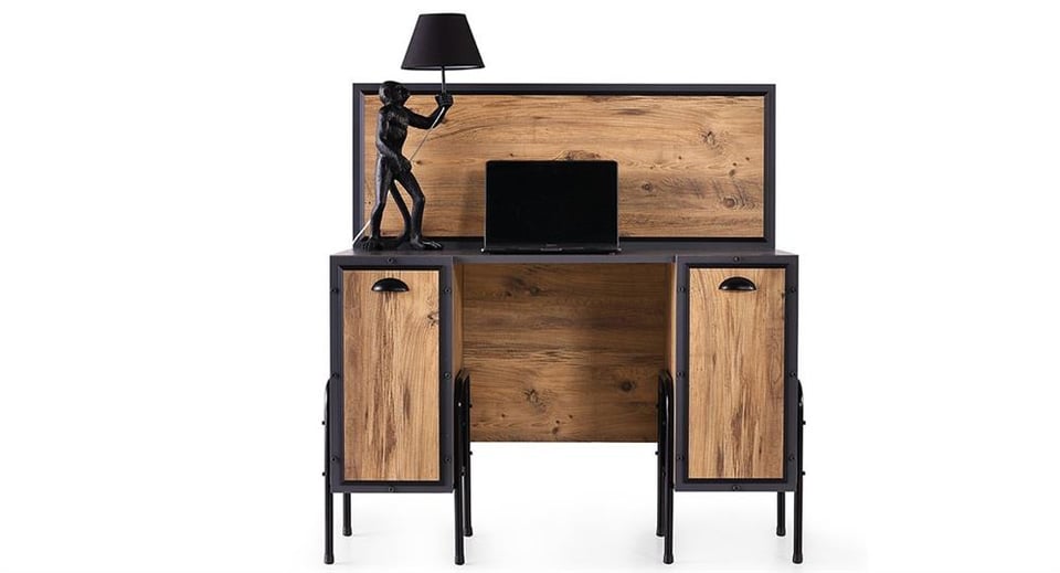 Kanton Genç Kütüphaneli Çalışma Masası