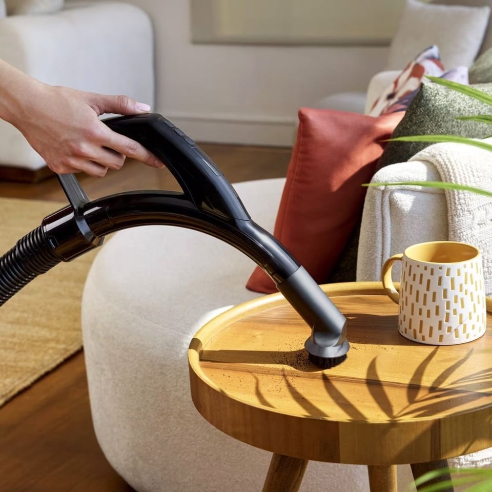 Bekleyen Urun Katalogu Karcher Karcher VCC 6 Cyclonex Dualcontrol BW 800 W Toz Torbasız Elektrikli Süpürge (1.349-422.0)