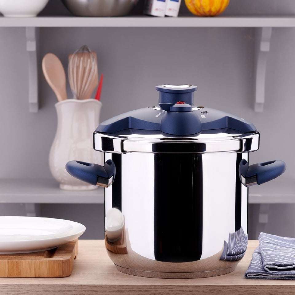 Korkmaz A174-02 Bella Azura Düdüklü Tencere 7,0 Lt