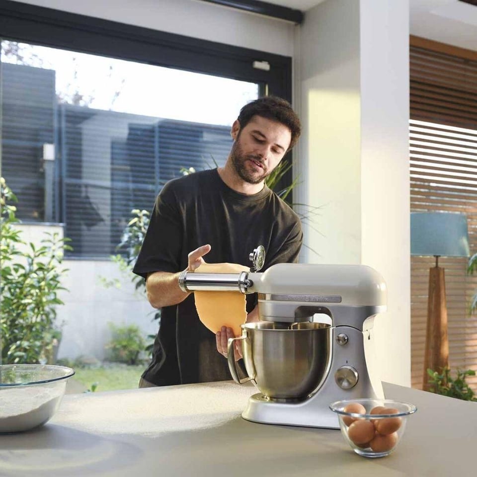 Bekleyen Urun Katalogu Korkmaz Küçük Ev Aletleri Korkmaz A471-02 Pro Mıx Makarna Silindiri Ve Kesici Aparatı