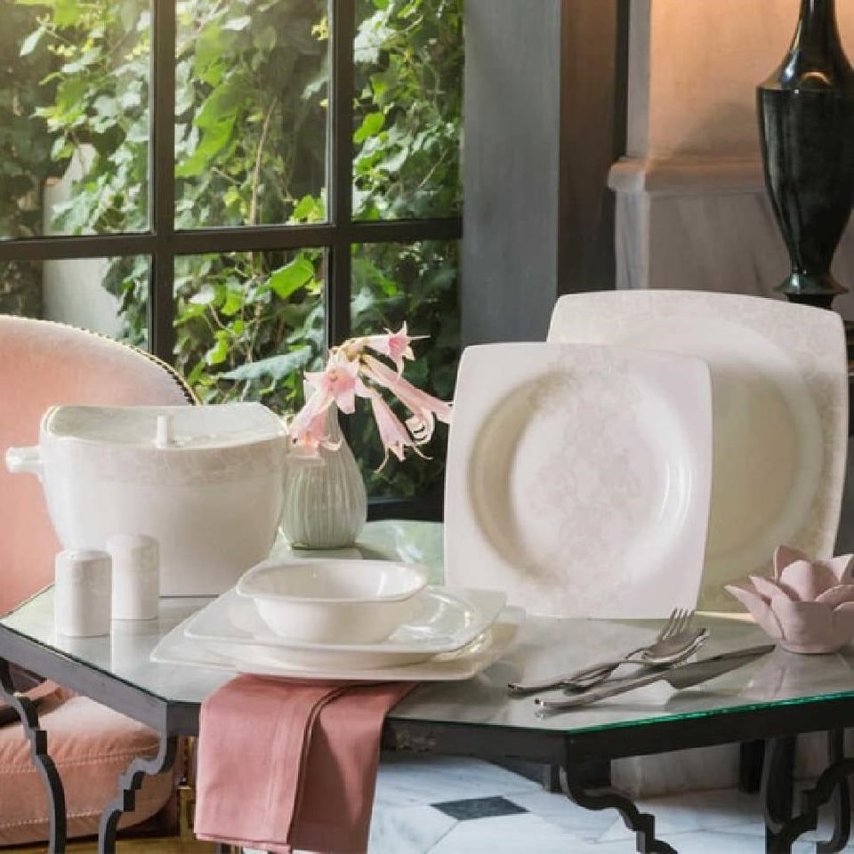 Korkmaz Bone Selection 60  Parça Kare Yemek Takımı