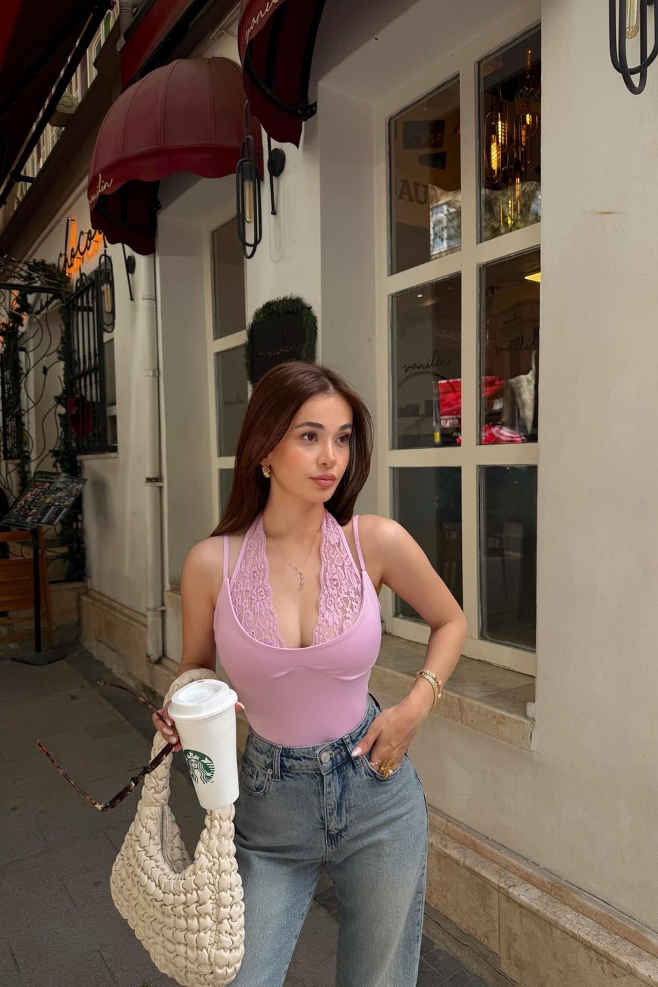 Dantel Yaka Çıtçıtlı Bodysuit Pembe