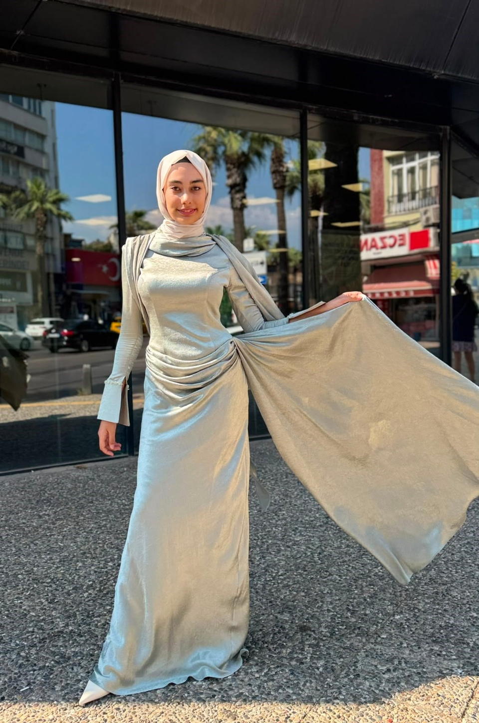KENZEL Şal Detaylı Drapeli Uzun Kollu Balık Abiye Elbise