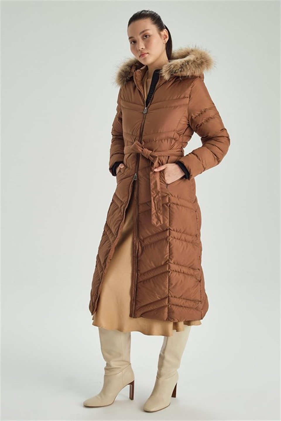 WOMANİA ROMA MONT 