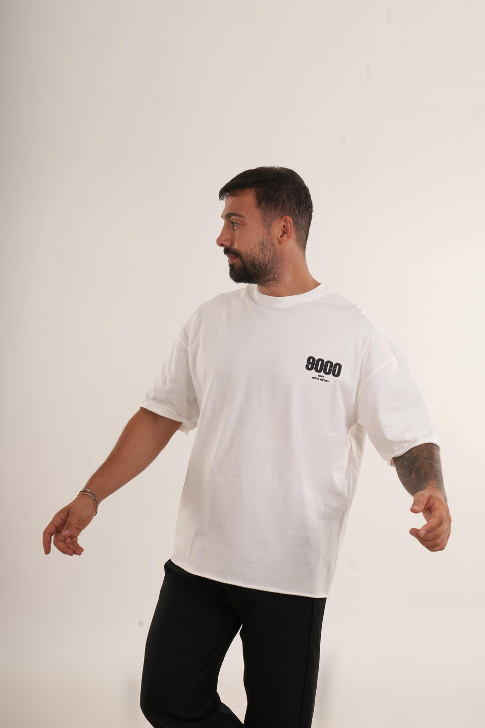 BASKILI TSHİRT MODELLERİBeyaz Yüksek Kalite 9000 Years Baskılı Oversize T-SHİRT VMS 40706
